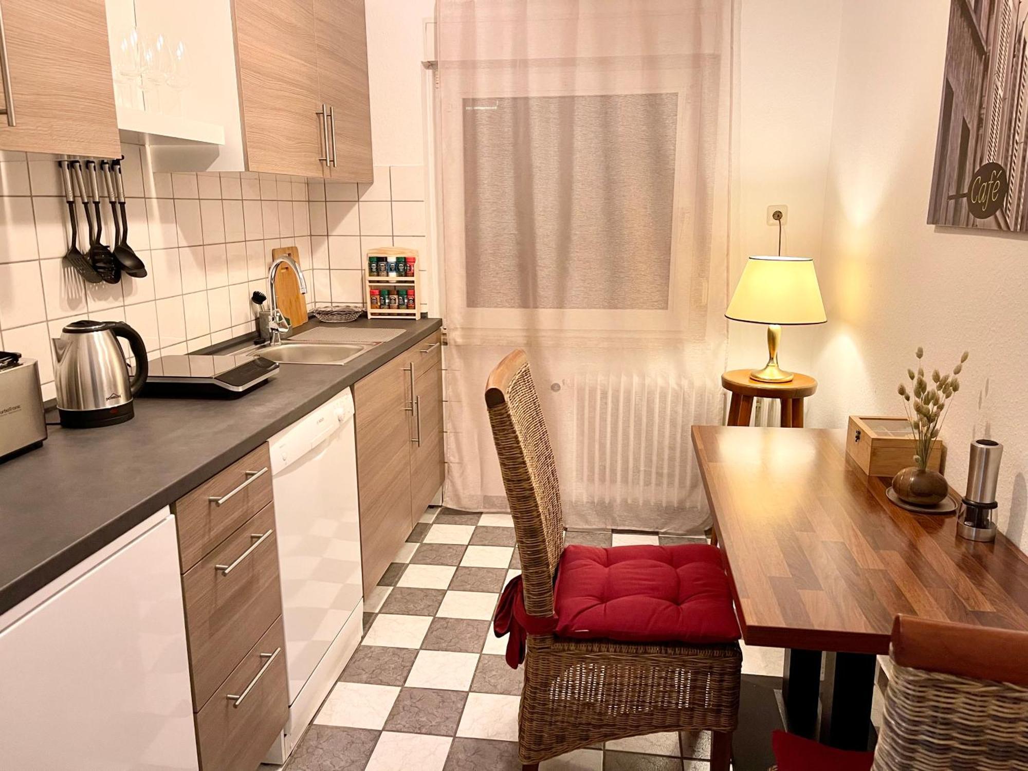 Tunnel Apartment - Nordbahntrasse, Kontaktloser Self-Check-In, Netflix 부퍼탈 외부 사진
